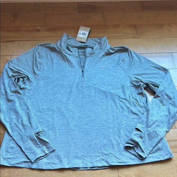 NWT Nike Element 1/4 Zip - Picture 1 of 7
